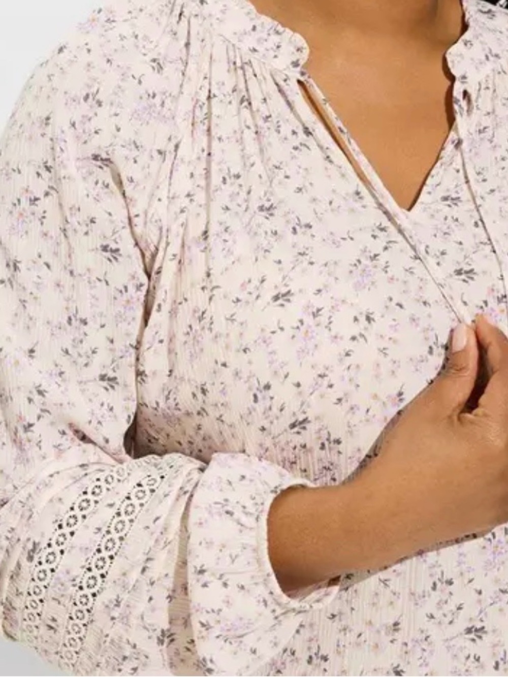 NWT Torrid Sz 0 Lavender Floral Crinkle Gauze Tie Front Peasant Top